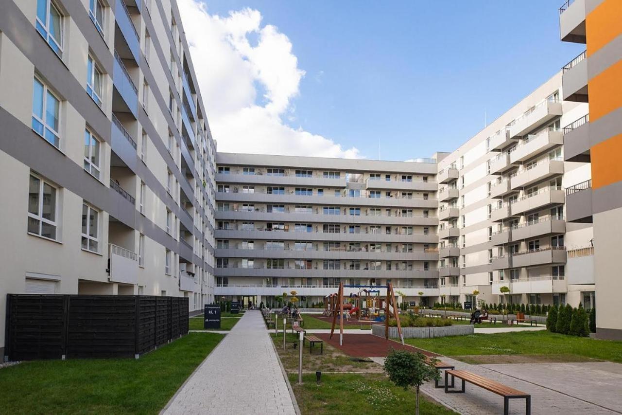Apartmán Apart D&K Free Parking Komputerowa 8 Varšava Exteriér fotografie